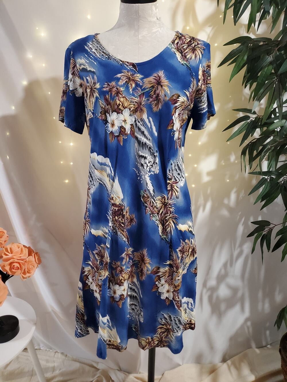 Vtg Hilo Hattie Hawaiian Tropical Floral Ukelele Dress Size M Palm Tiki Luau 90s